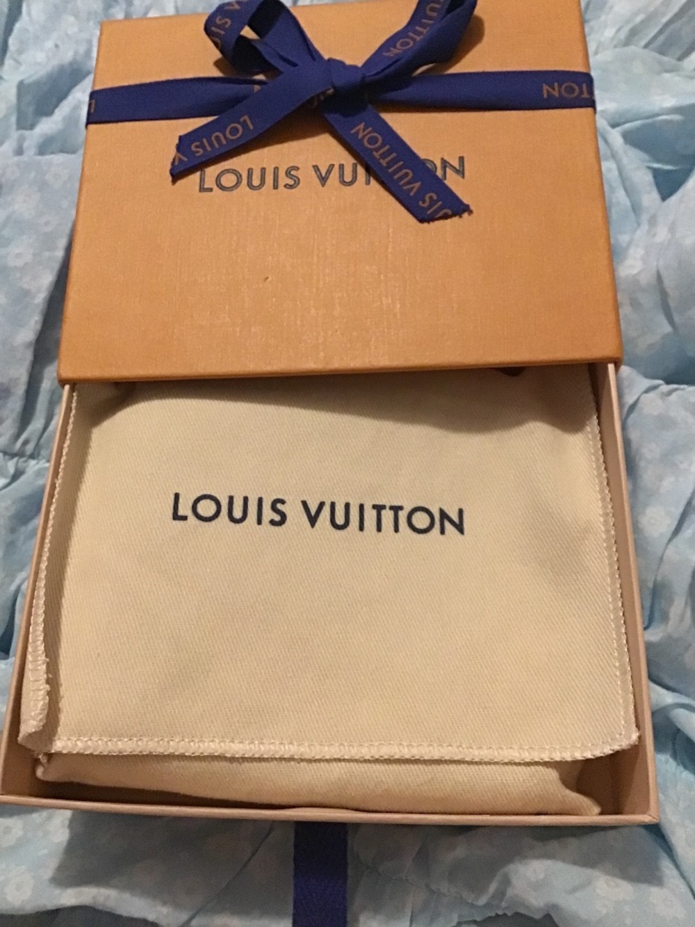 Wallet - Picture 2 of 6